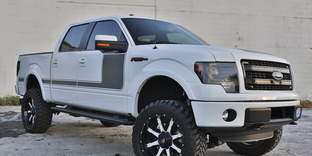 Ford F-150 Truck with Custom painted wheels! - Off Road Wheels