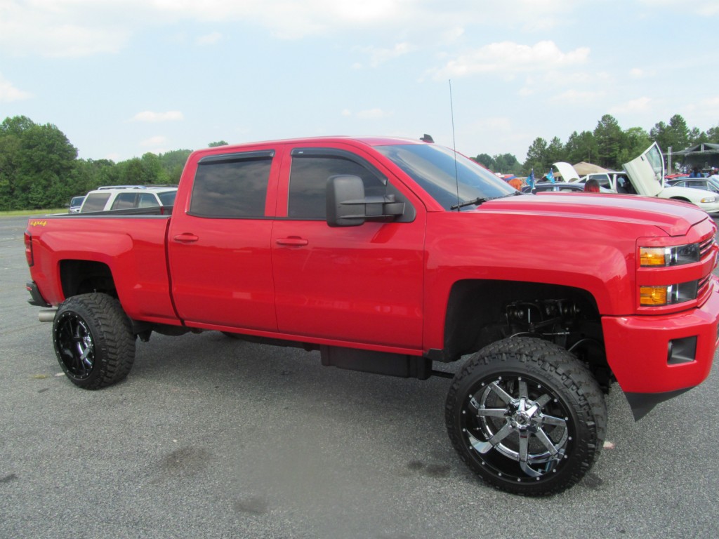 Custom Lifted Chevy Silverado - Off Road Wheels